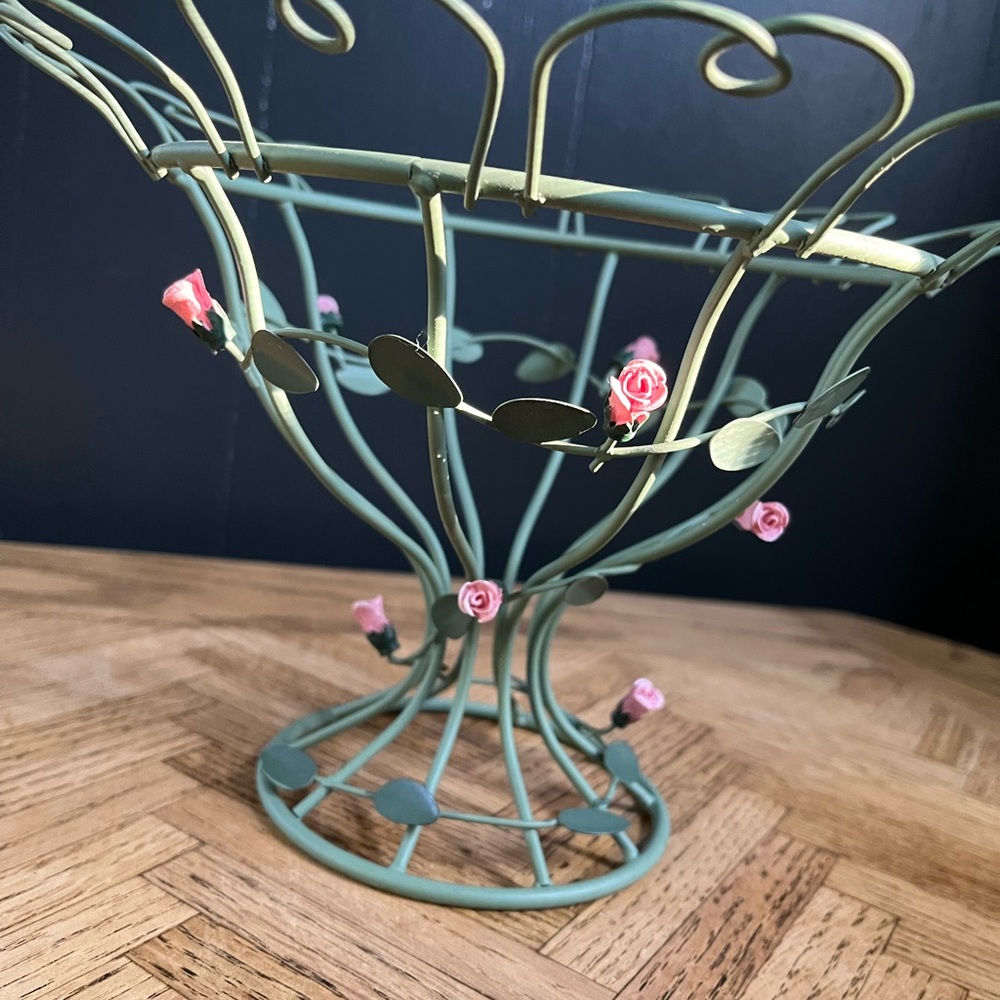 Vintage Cottagecore metal planter